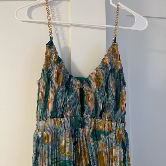 ASTR The Label Maxi Dress with Gold Chain Straps - Size XS - Picture 3 of 3